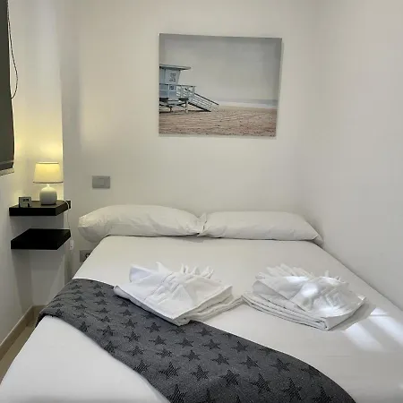 Moderno Apartamento Junto A Las Canteras